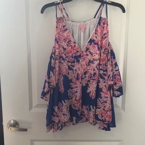 EUC Lilly Pulitzer Bellamie Cold Shoulder Top